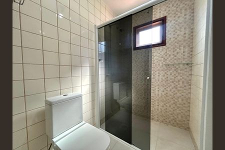 Casa de condomínio para alugar com 385m², 4 quartos e 4 vagasBanheiro Social 