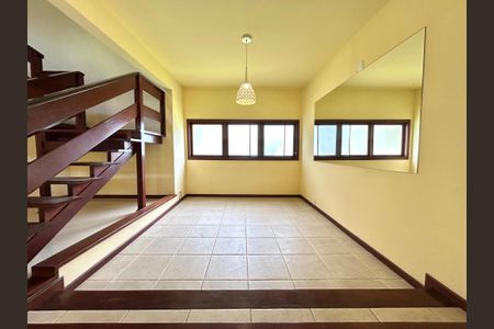 Casa de condomínio para alugar com 385m², 4 quartos e 4 vagasSala 2