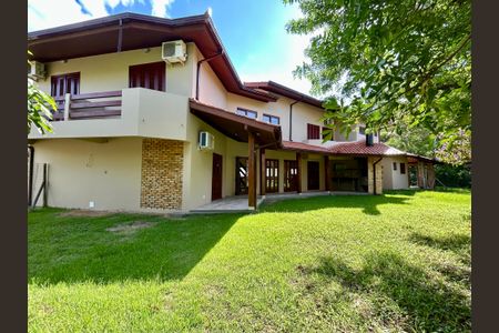 Casa de condomínio para alugar com 385m², 4 quartos e 4 vagasJardim