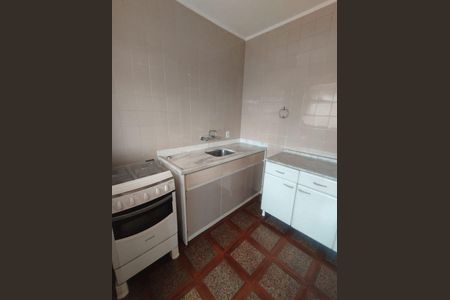 Cozinha  de apartamento para alugar com 1 quarto, 49m² em Farroupilha, Porto Alegre