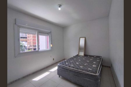 Quarto 2 de apartamento para alugar com 2 quartos, 63m² em Vila Nova, Novo Hamburgo