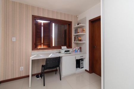 Casa à venda com 271m², 3 quartos e 4 vagasQuarto 2 - Suíte