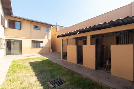 Casa à venda com 271m², 3 quartos e 4 vagasQuintal