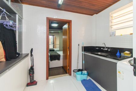 Casa à venda com 271m², 3 quartos e 4 vagasÁrea de Serviço