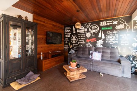 Casa à venda com 271m², 3 quartos e 4 vagasSala 2