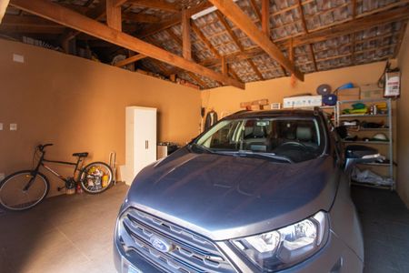 Casa à venda com 271m², 3 quartos e 4 vagasGaragem