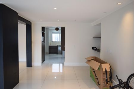Apartamento à venda com 216m², 3 quartos e 4 vagasVaranda