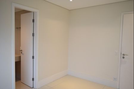 Apartamento à venda com 216m², 3 quartos e 4 vagasSuíte 1