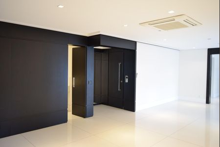 Apartamento à venda com 216m², 3 quartos e 4 vagasSala