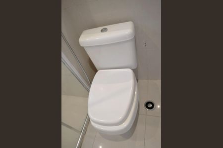 Apartamento à venda com 216m², 3 quartos e 4 vagasBanheiro da Suíte 1