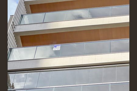 Apartamento à venda com 131m², 4 quartos e 1 vaga