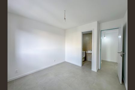 Apartamento à venda com 131m², 4 quartos e 1 vaga