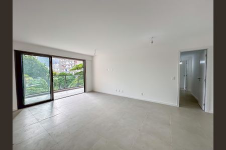 Apartamento à venda com 131m², 4 quartos e 1 vaga