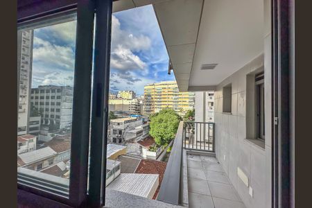 Apartamento à venda com 131m², 4 quartos e 1 vaga
