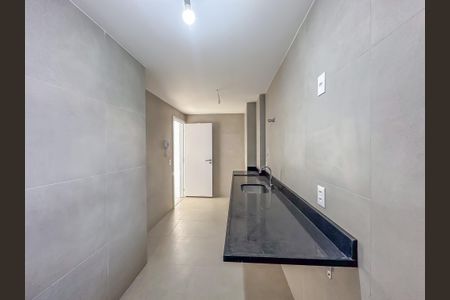 Apartamento à venda com 131m², 4 quartos e 1 vaga