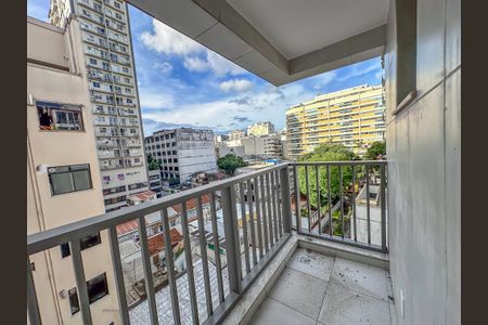 Apartamento à venda com 131m², 4 quartos e 1 vaga