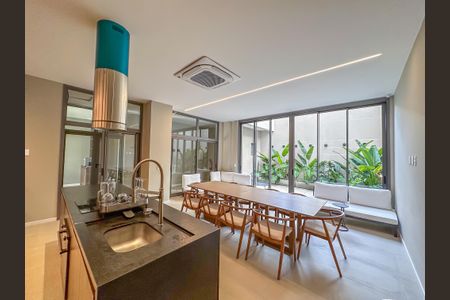 Apartamento à venda com 131m², 4 quartos e 1 vaga