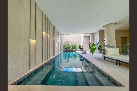 Apartamento à venda com 131m², 4 quartos e 1 vaga