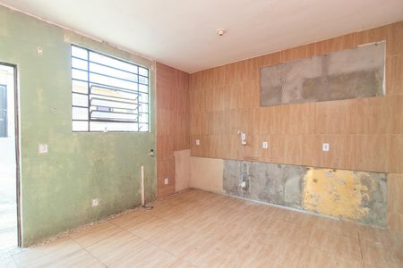 Sala/Cozinha de casa à venda com 1 quarto, 68m² em São José, Porto Alegre