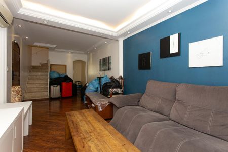 Sala de casa para alugar com 3 quartos, 231m² em Cidade Mãe do Céu, São Paulo