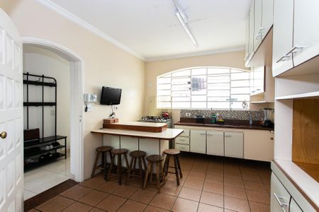 Casa à venda com 231m², 3 quartos e 3 vagasCozinha