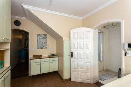 Casa à venda com 231m², 3 quartos e 3 vagasCozinha