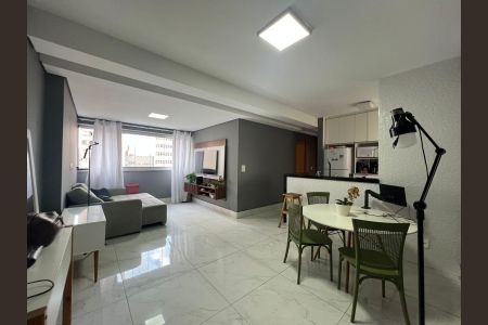 Apartamento à venda com 2 quartos, 69m² em Centro, Belo Horizonte