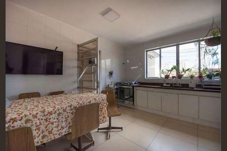 Casa à venda com 4 quartos, 135m² em Brooklin, São Paulo