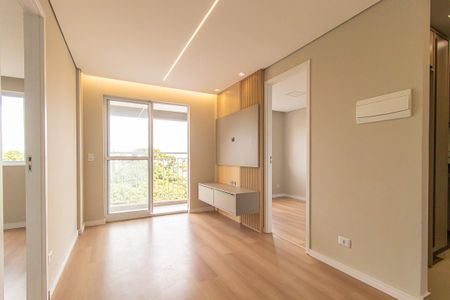Sala de apartamento para alugar com 2 quartos, 42m² em Capão Raso, Curitiba