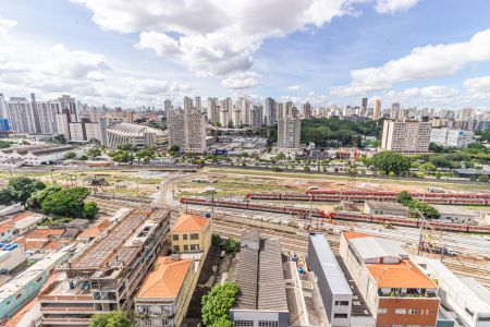 Apartamento à venda com 27m², 1 quarto e sem vagaSala/Cozinha - Vista