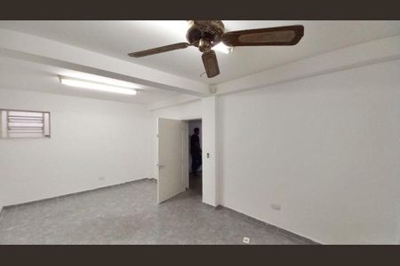 Casa à venda com 3 quartos, 250m² em Vila Congonhas, São Paulo