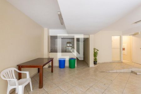 Apartamento para alugar com 65m², 2 quartos e sem vagaÁrea Comum