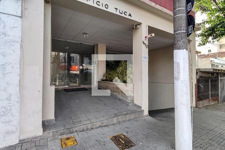 Apartamento para alugar com 65m², 2 quartos e sem vagaFachada