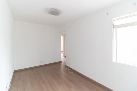 Apartamento para alugar com 65m², 2 quartos e sem vagaSala