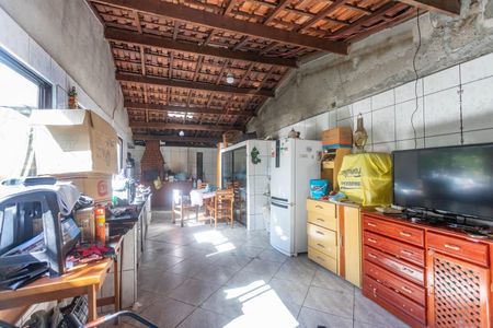 Casa à venda com 225m², 3 quartos e 5 vagas Casa à venda com 225m², 3 quartos e 5 vagasCasa 2 - cozinha