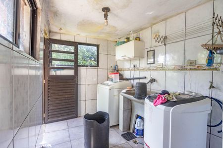 Casa à venda com 225m², 3 quartos e 5 vagas Casa à venda com 225m², 3 quartos e 5 vagasCasa 2 - área de serviço