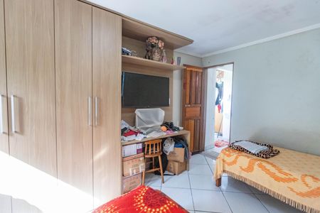 Casa à venda com 225m², 3 quartos e 5 vagas Casa à venda com 225m², 3 quartos e 5 vagasCasa 2 - quarto