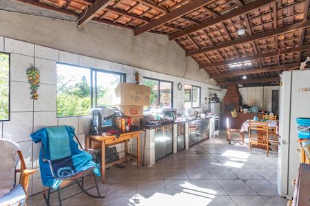 Casa à venda com 225m², 3 quartos e 5 vagas Casa à venda com 225m², 3 quartos e 5 vagasCasa 2 - cozinha