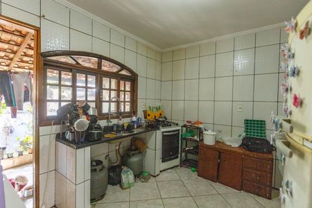 Casa à venda com 225m², 3 quartos e 5 vagas Casa à venda com 225m², 3 quartos e 5 vagasCasa 1 - Cozinha