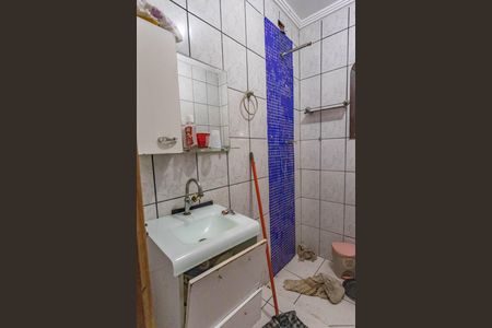 Casa à venda com 225m², 3 quartos e 5 vagas Casa à venda com 225m², 3 quartos e 5 vagasCasa 1 - banheiro social