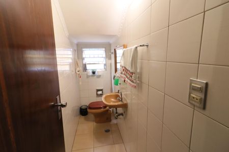 Casa à venda com 135m², 3 quartos e 2 vagasLavabo