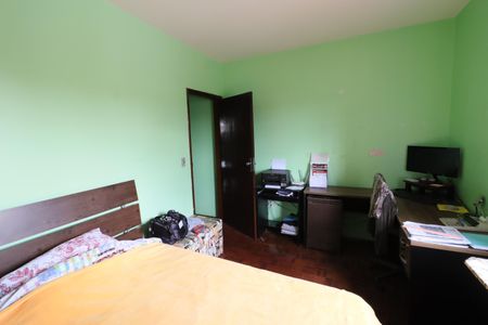 Casa à venda com 135m², 3 quartos e 2 vagasQuarto 3