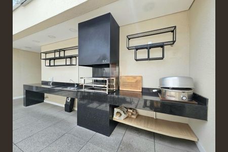 Apartamento à venda com 2 quartos, 56m² em Umuarama, Osasco