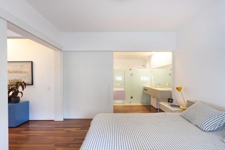 Apartamento à venda com 2 quartos, 170m² em Moema, São Paulo