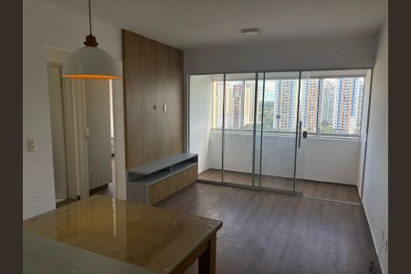 Sala de apartamento para alugar com 2 quartos, 66m² em Residencial Eldorado, Goiânia