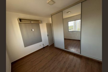 Quarto de apartamento para alugar com 2 quartos, 66m² em Residencial Eldorado, Goiânia