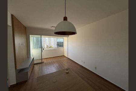 Sala de apartamento para alugar com 2 quartos, 66m² em Residencial Eldorado, Goiânia