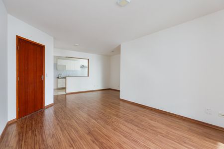 Sala de apartamento para alugar com 3 quartos, 110m² em Jardim Maria Rosa, Taboão da Serra