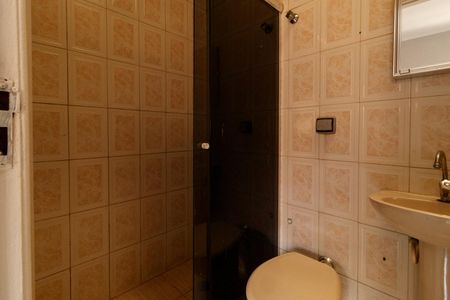 Casa de condomínio para alugar com 130m², 3 quartos e 2 vagasBanheiro da Suíte