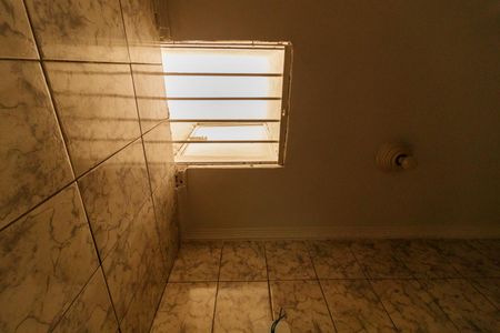 Casa de condomínio para alugar com 130m², 3 quartos e 2 vagasBanheiro 